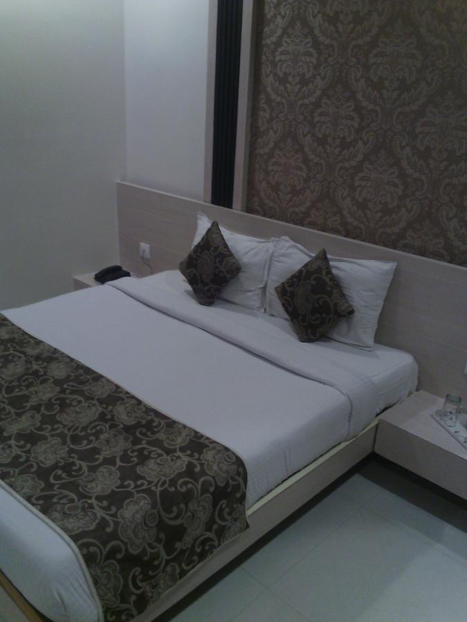 Celebration Hotel And Resort Rewa Eksteriør bilde